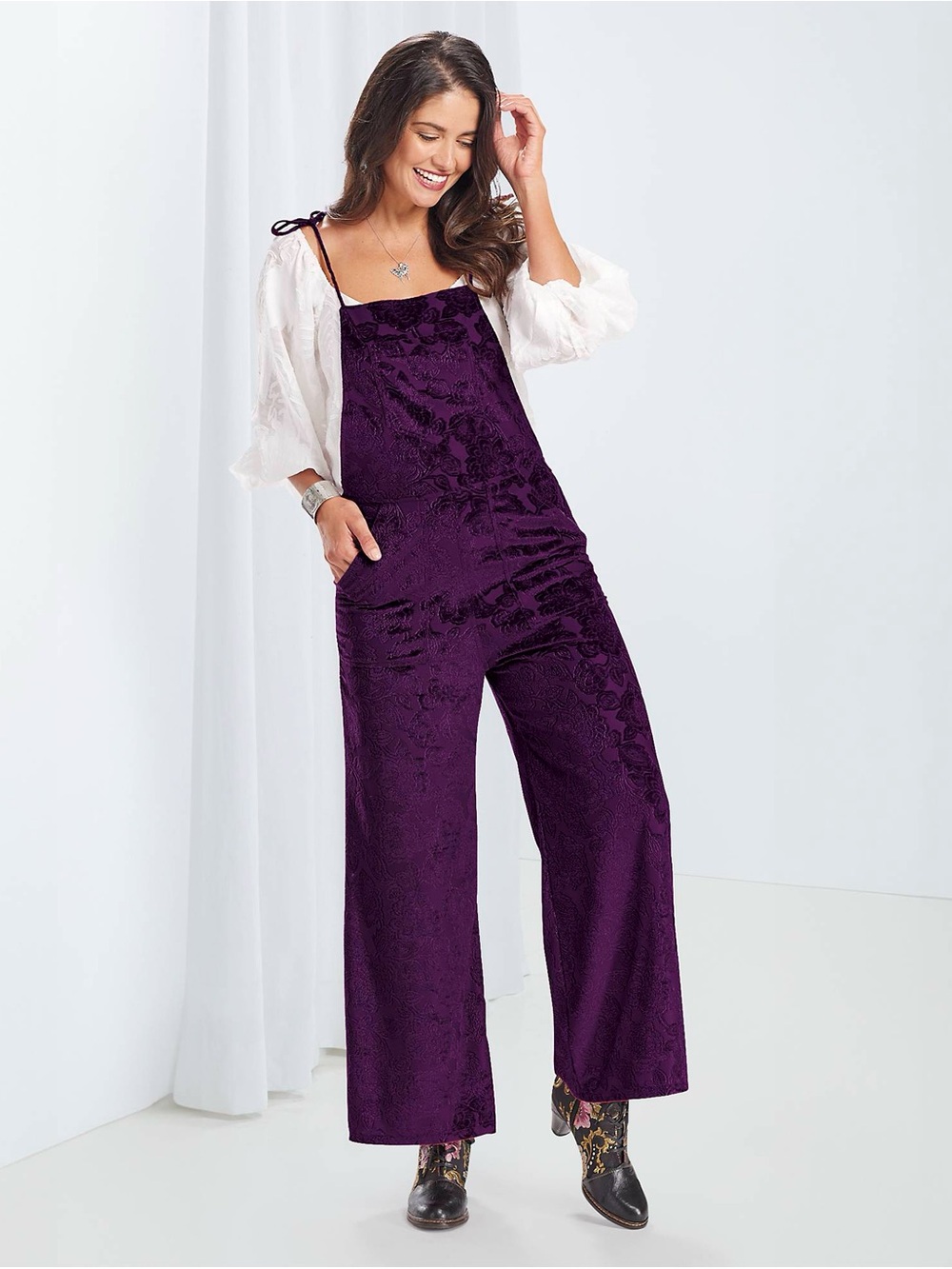 The Pyramid Collection Violet Velvet Wide Leg Overalls Size Small